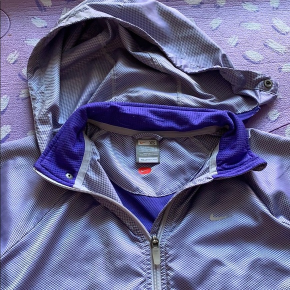 Nike Jacket - Picture 6 of 7